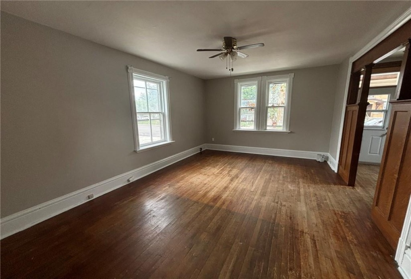 Livingroom of 2bed at 197 Argyle.