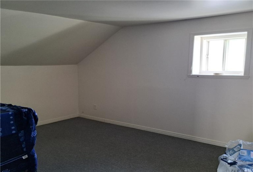 And a spare room in the loft! Maybe a Den, Office or Craft Room!