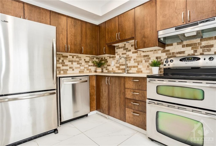 Spacious Kitchen w/Plenty of Cabinet & Counter Space, Stainless Steel Appliances