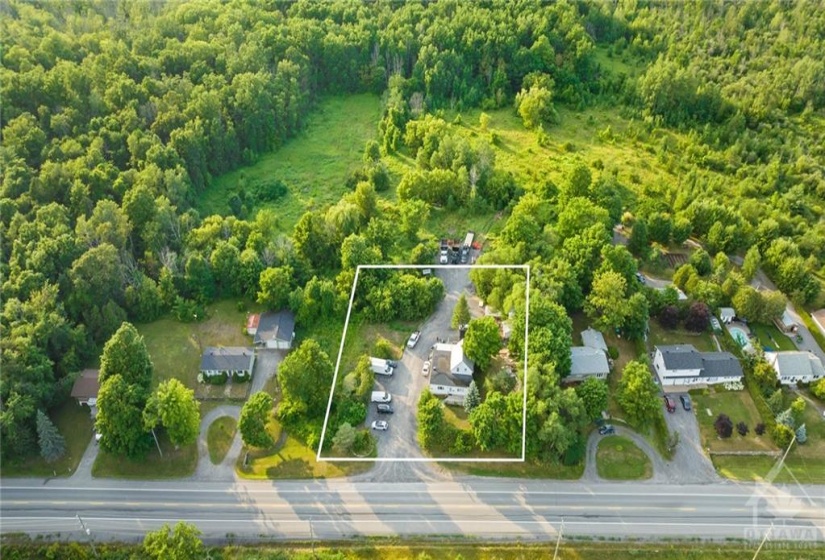 Located mins to Manotick Village, 416 Highway and Bank Street. Lots of options with this property. Please note: outside of lot line is the area that is rented at $1,500 p/mth. The owner of land in behind allows this as of now. Continued usage to be confirmed.