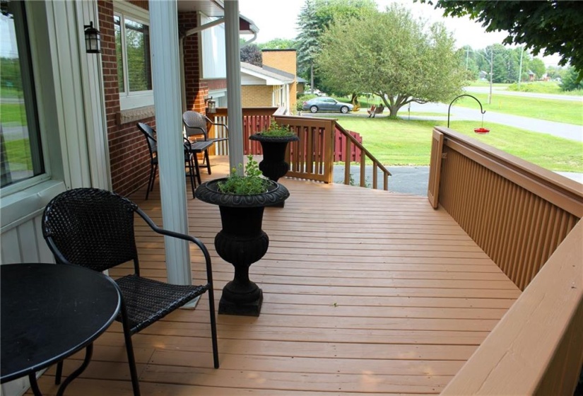 Deck with gate