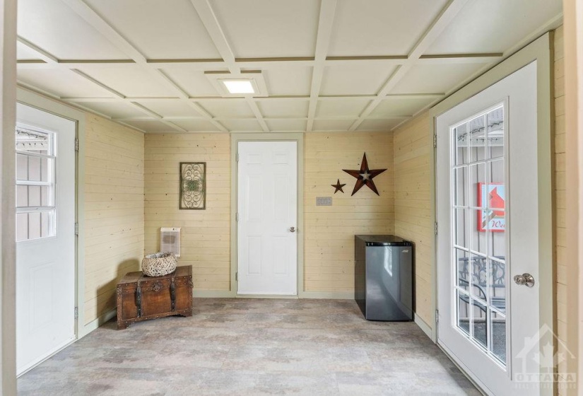 Mudroom to garage