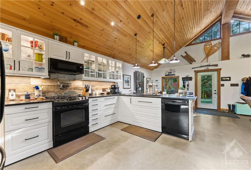 Kitchen with ample counterspace