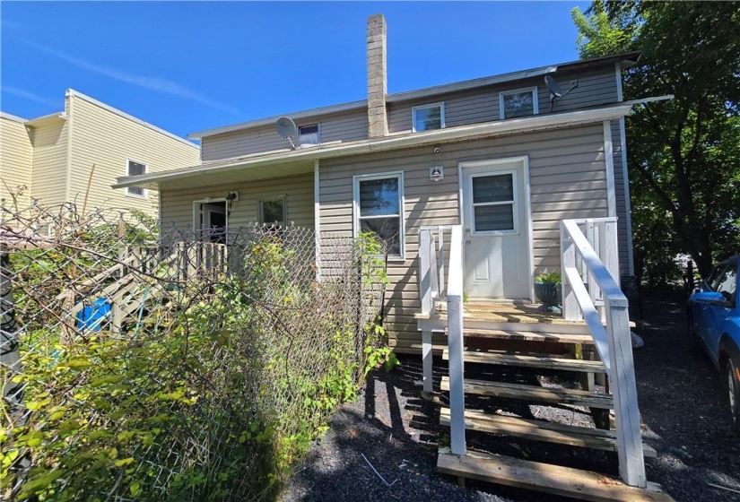 The back view of the duplex.