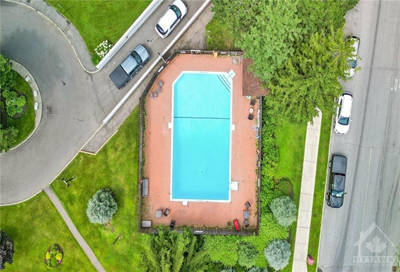 Outdoor pool plus other ameniites