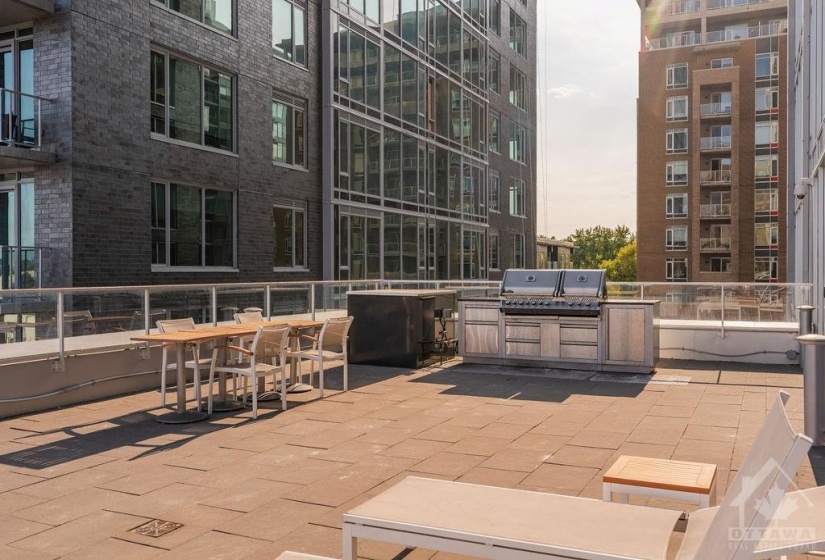 Rooftop Patio