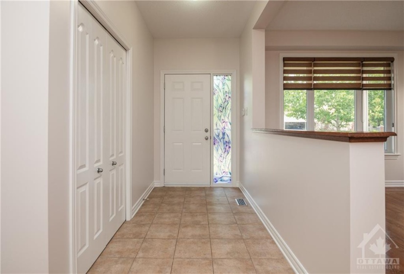 Large Front Foyer with double closet