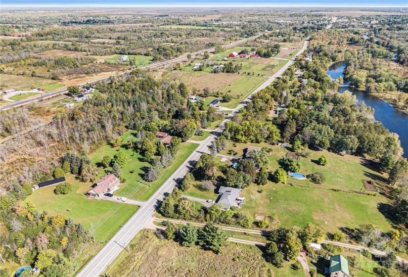 Overview showing proximity to Tay River