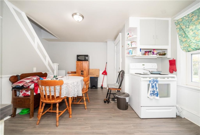 back unit kitchen & dining area