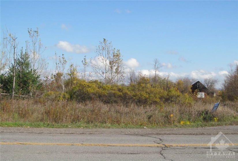 Property fronting on River Road